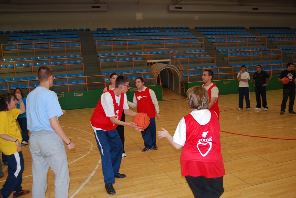 Partidillo de baloncesto